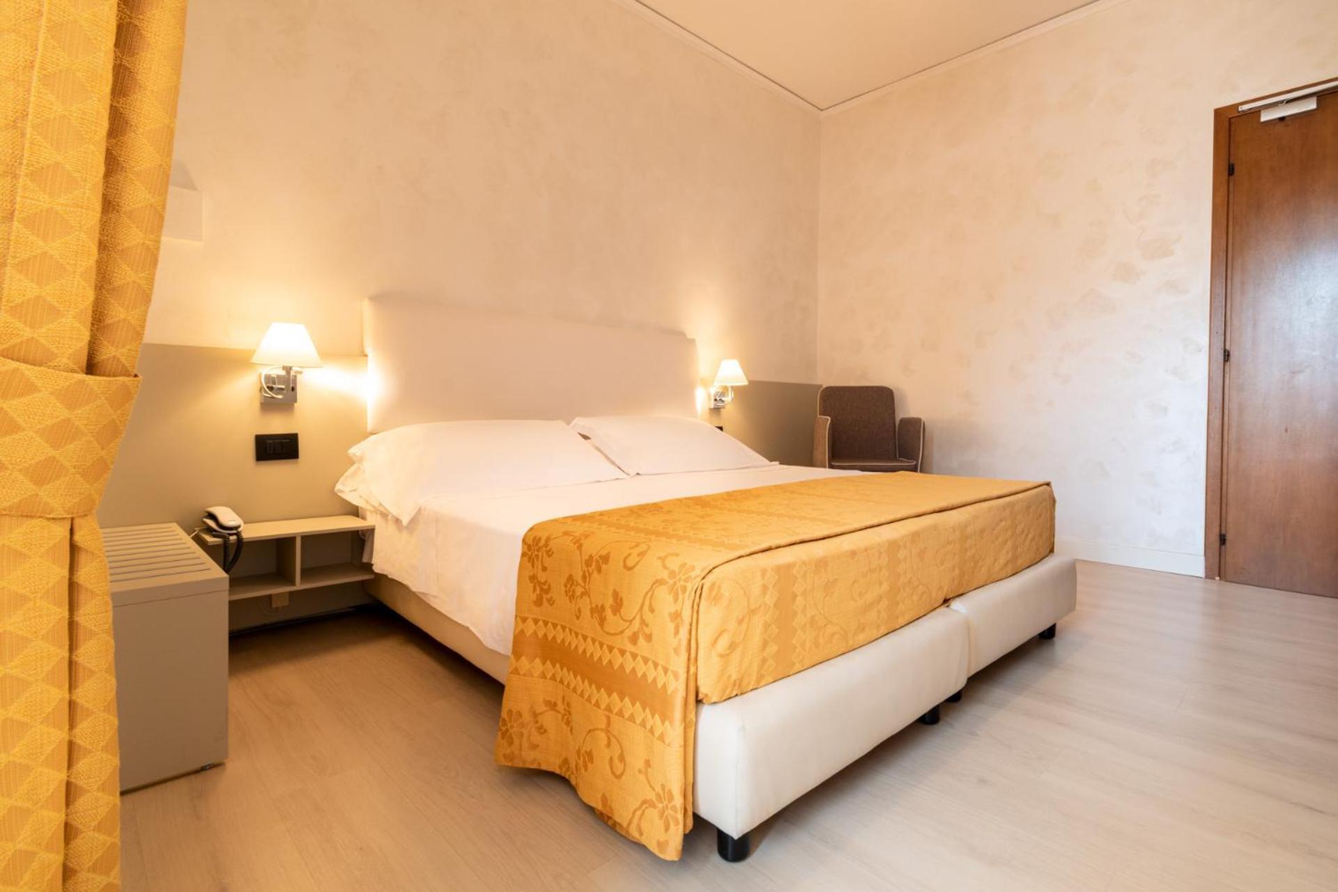 Hotel Continental 4*